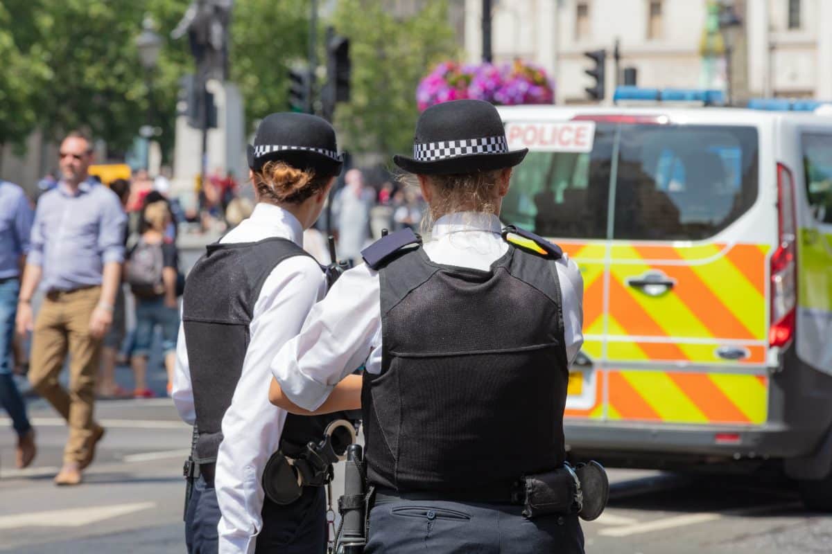 Learn to pass the police situational judgement test with our top tips