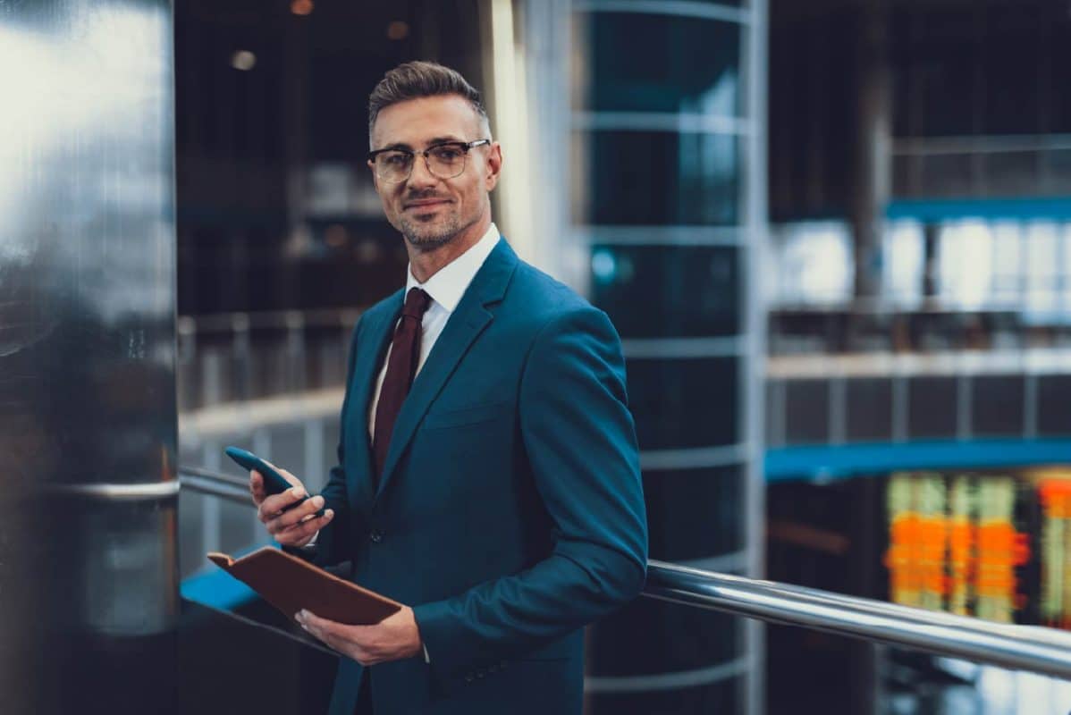 Top 30 Management Consultant Interview Questions and Answers by How2Become
